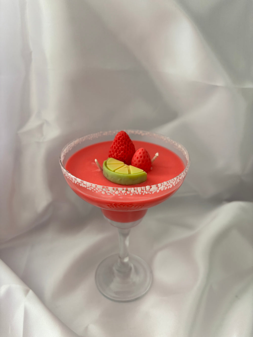 Strawberry margarita candle